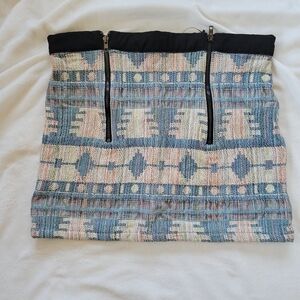 Snooki Love NWOT multi-color aztec mini skirt S